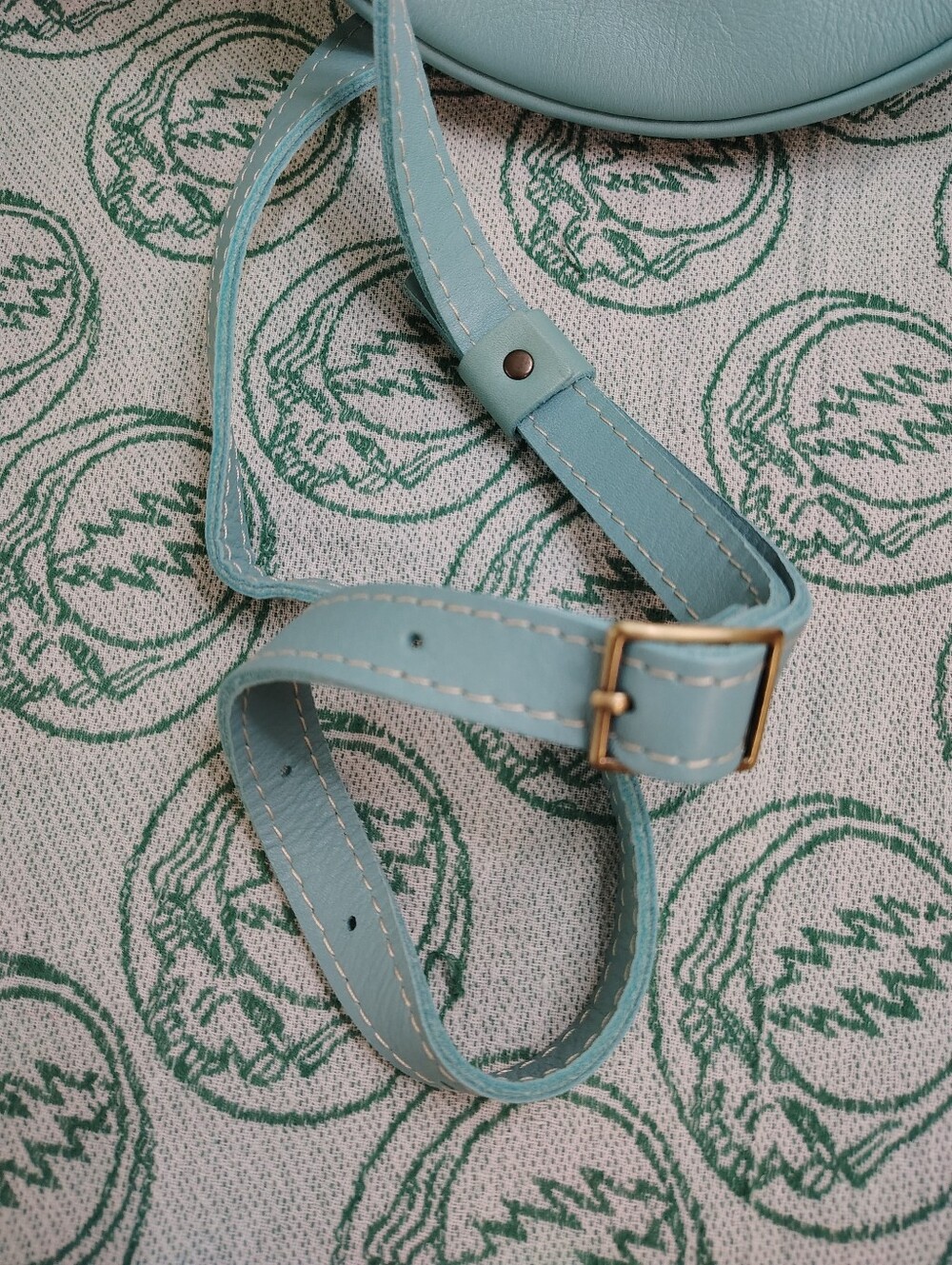 Portland Leather Round Crossbody Bag Powder Blue. - Picture 4 of 5